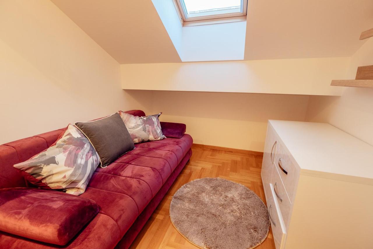 Apartment Rivijera